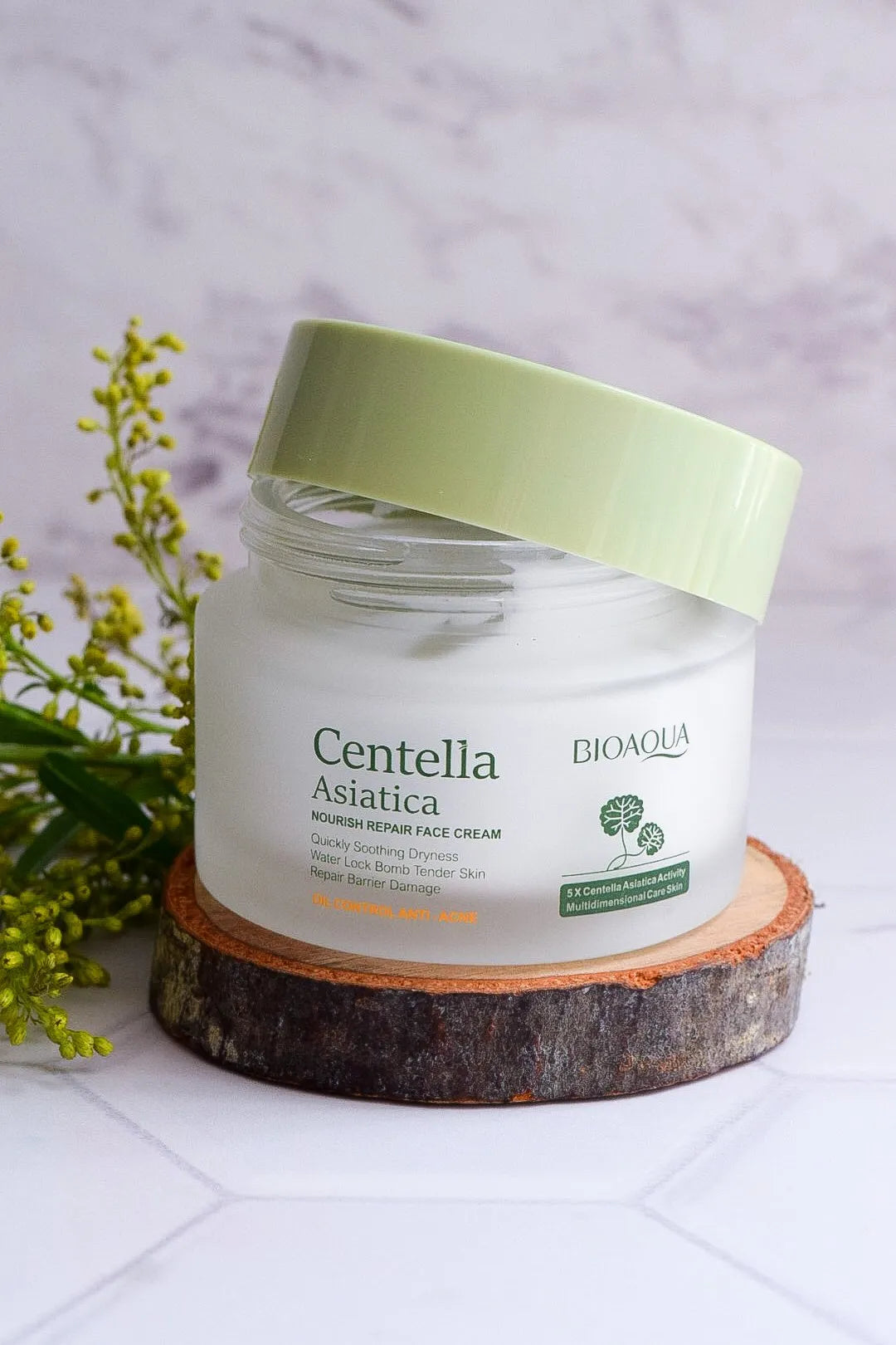 CREMA HIDRATANTE CENTELLA ASIÁTICA BIOAQUA