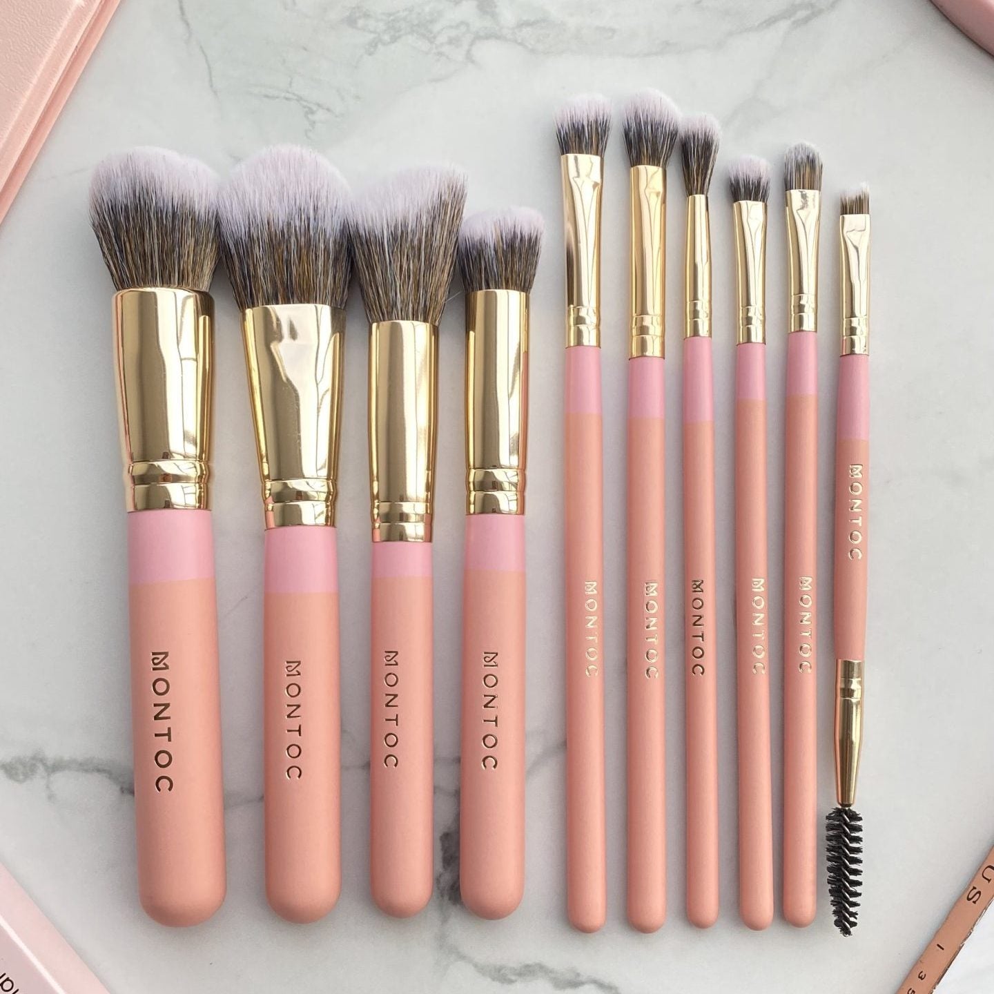 KIT DE BROCHAS FLUFFY X10 MONTOC