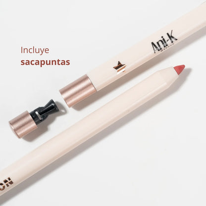 LAPIZ DE LABIOS KISS DEFINITION ANIK