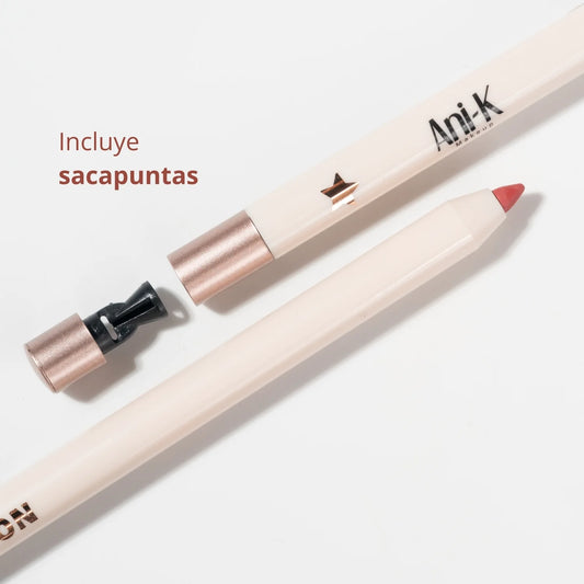 LAPIZ DE LABIOS KISS DEFINITION ANIK