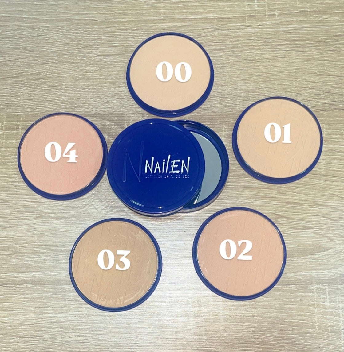 POLVO COMPACTO TRADICIONAL CON ESPEJO NAILEN