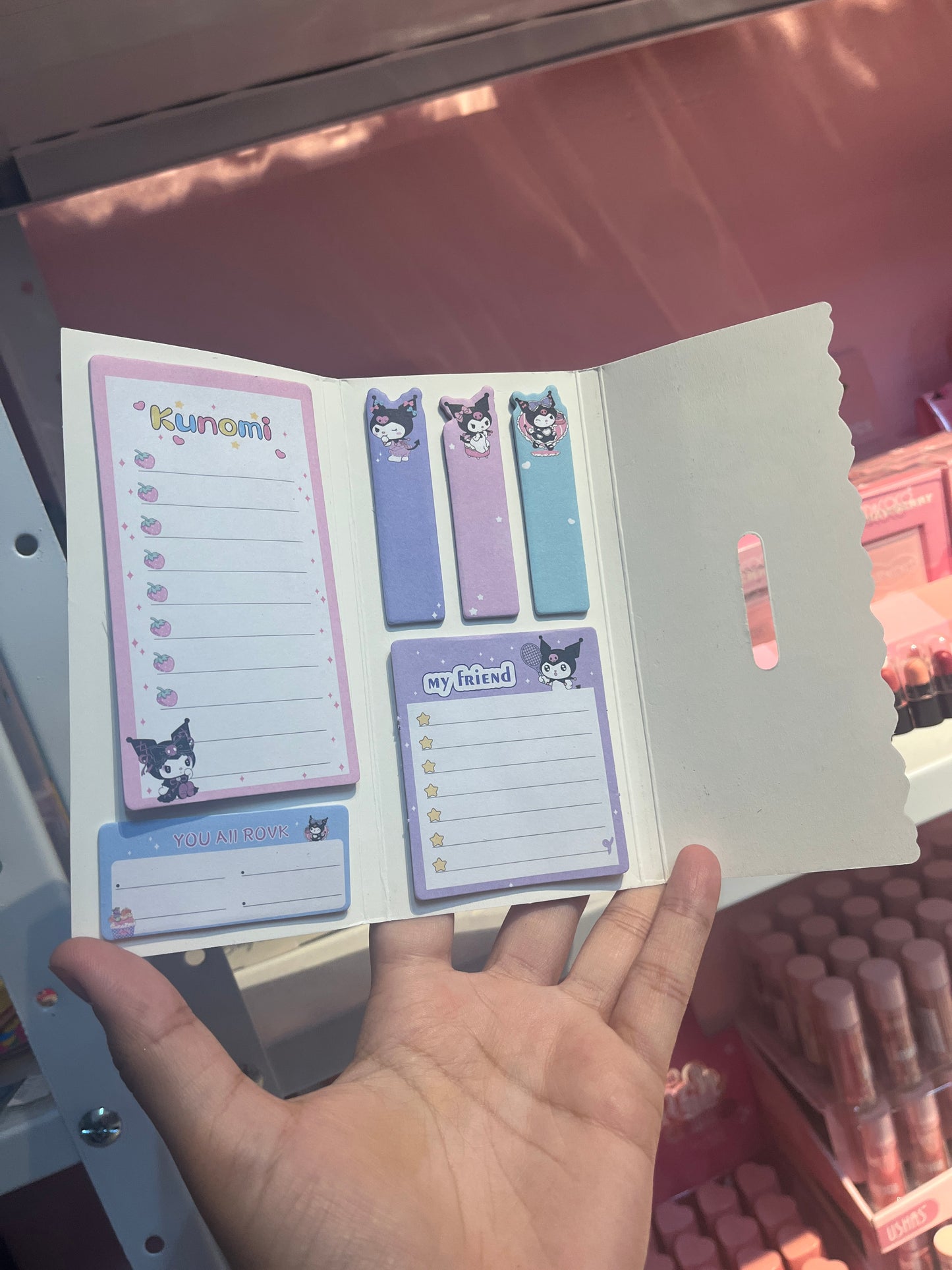 NOTAS ADHESIVAS DE KUROMI