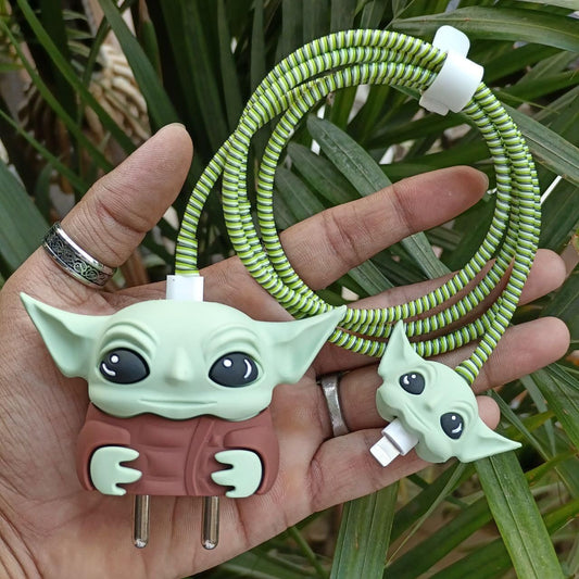 PROTECTOR DE CARGADOR IPHONE YODA