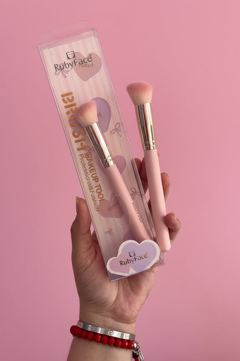 BROCHA PARA CORRECTOR ROSADA RUBY FACE