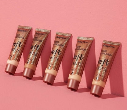 BASE SOFT MATTE DE RUBY ROSE